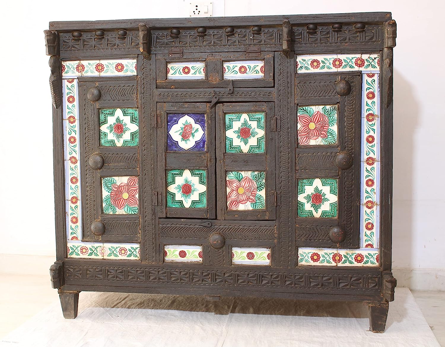 THE D.N.A. GROUP Antique Indian Wooden Damchiya Storage Box for Home and Table Décor